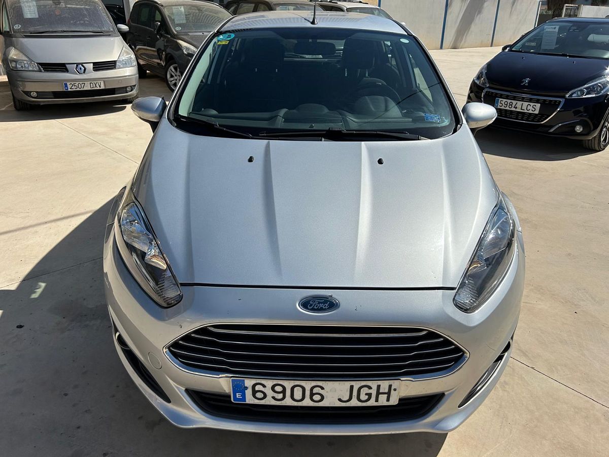 FORD FIESTA TREND 1.25 SPANISH LHD IN SPAIN 62000 MILES SUPERB LOW MILES 2015